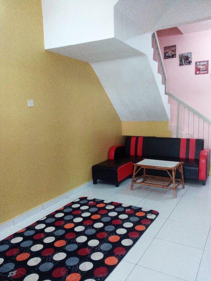 Kak Chik Homestay Kepala Batas Kepala Batas  Extérieur photo